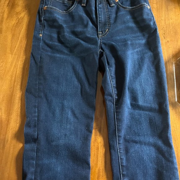 Madewell dark wash skinny. jeans - Picture 2 of 6
